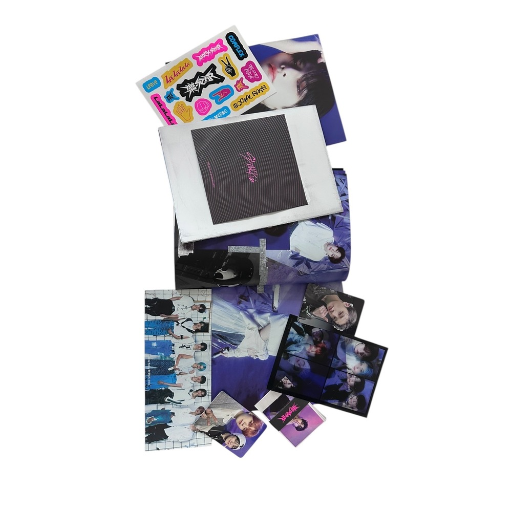 Stray Kid ROCK-STAR 8th Mini Album Limited Star Version Inclusions Set Excellent